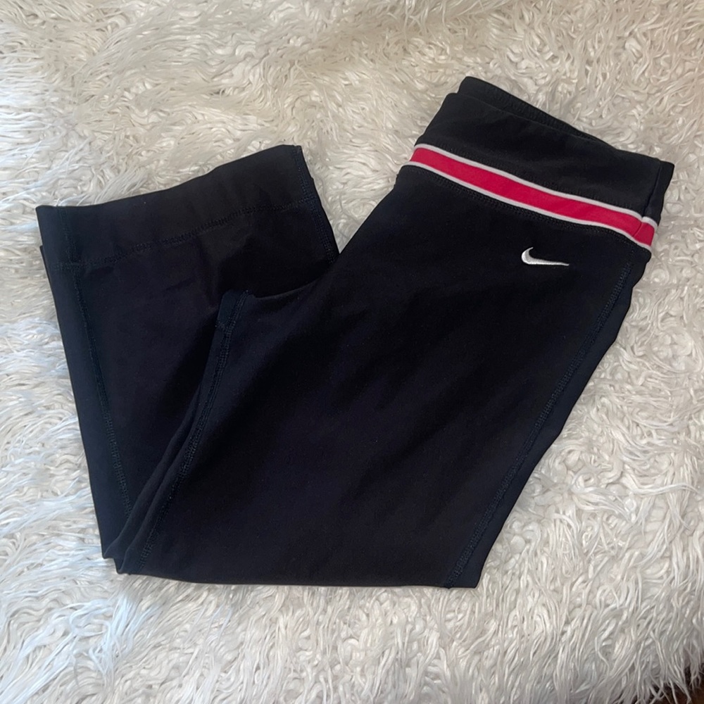 Nike black and pink size XS knee length leggings